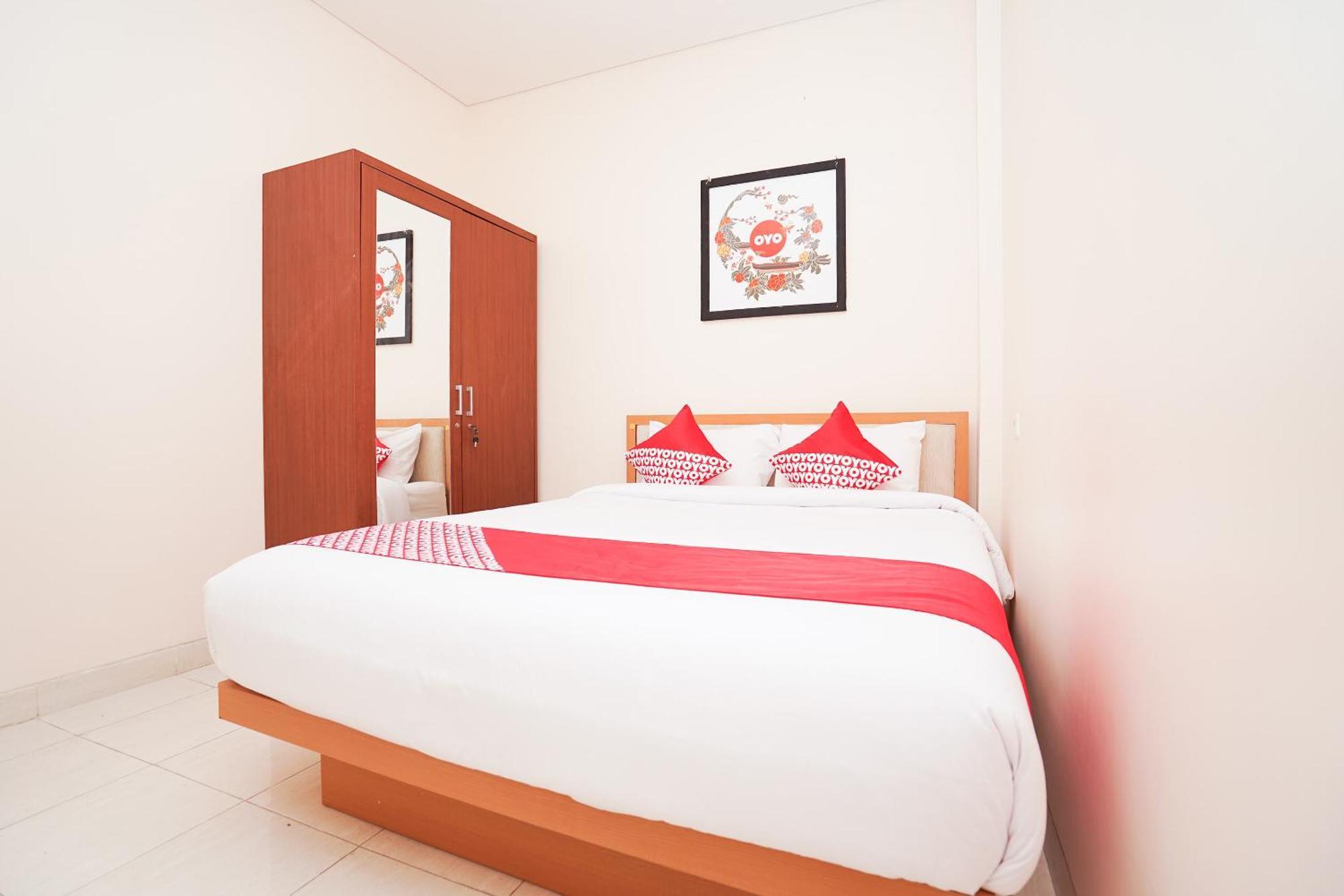 Oyo 782 Menjangan Residence At Citraland 1 Surabaja Zewnętrze zdjęcie