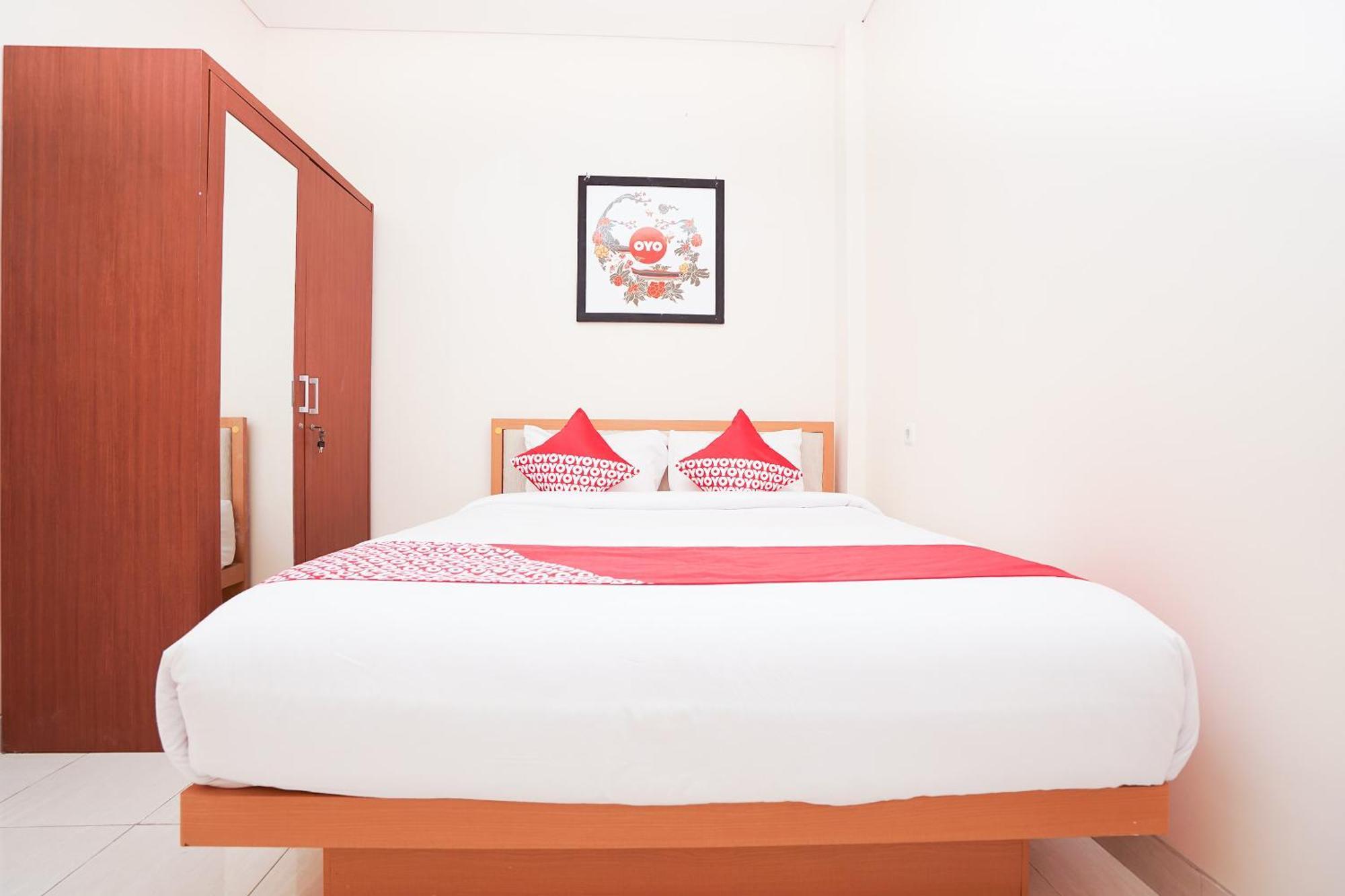 Oyo 782 Menjangan Residence At Citraland 1 Surabaja Zewnętrze zdjęcie