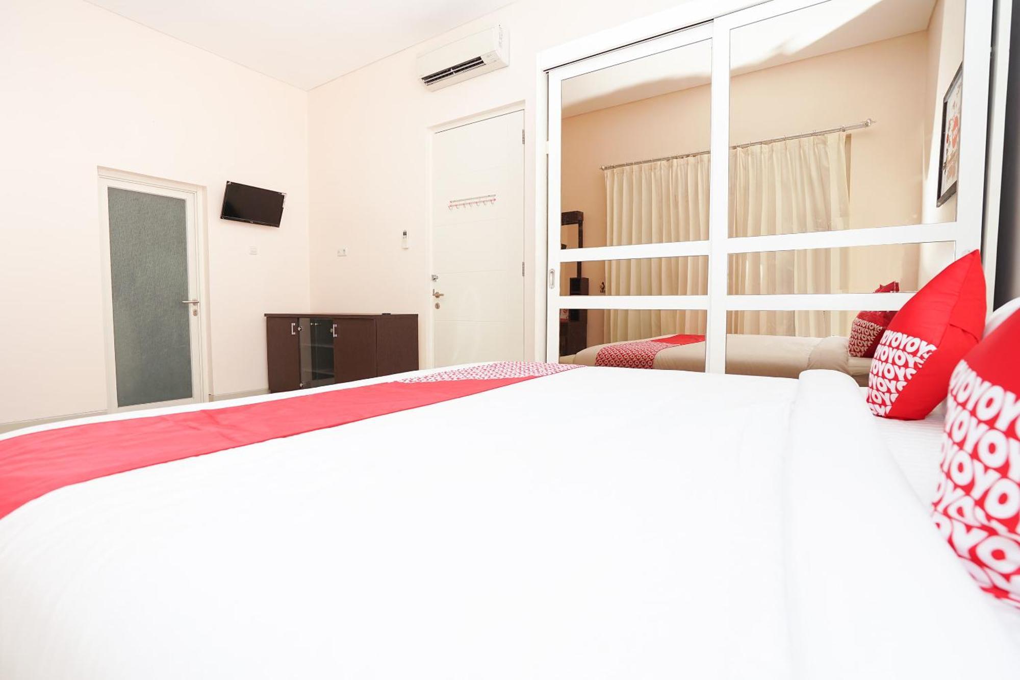 Oyo 782 Menjangan Residence At Citraland 1 Surabaja Zewnętrze zdjęcie